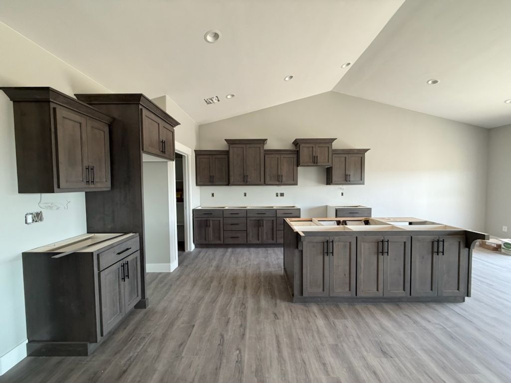 5368 Cypress - Kitchen