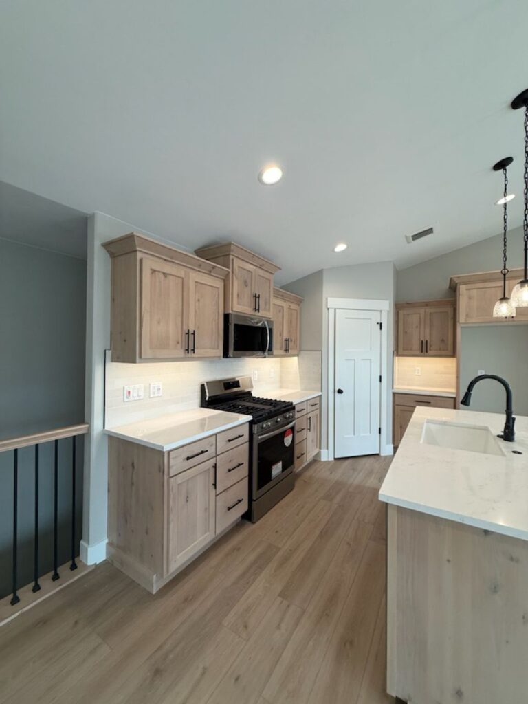6267 Maggie - Kitchen 2