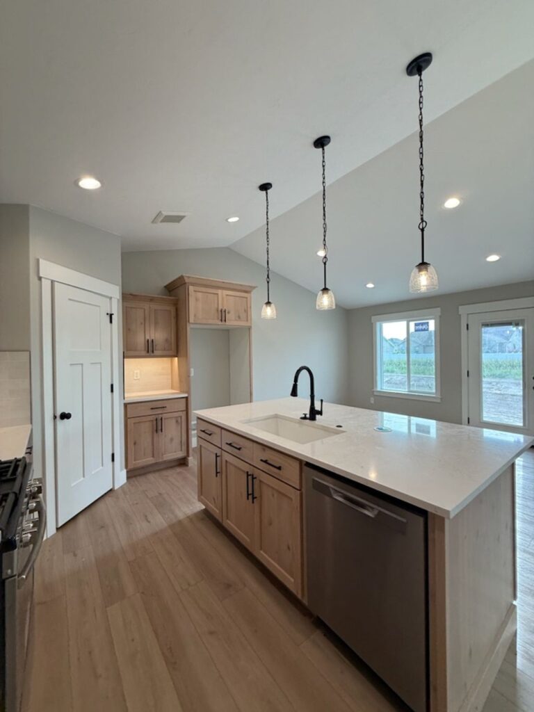 6267 Maggie - Kitchen Island
